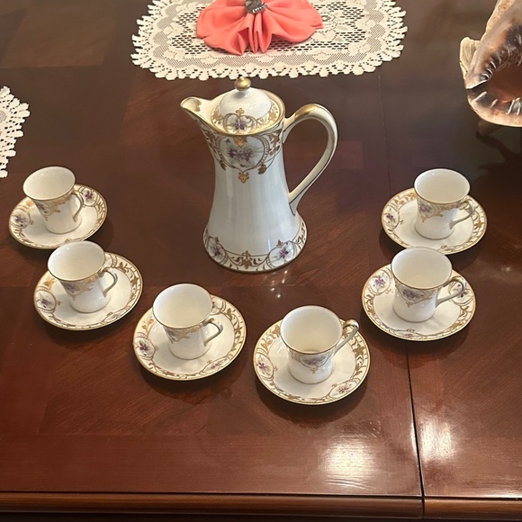 Elegant Ceramic Tea Set with Gold and Cream Accents